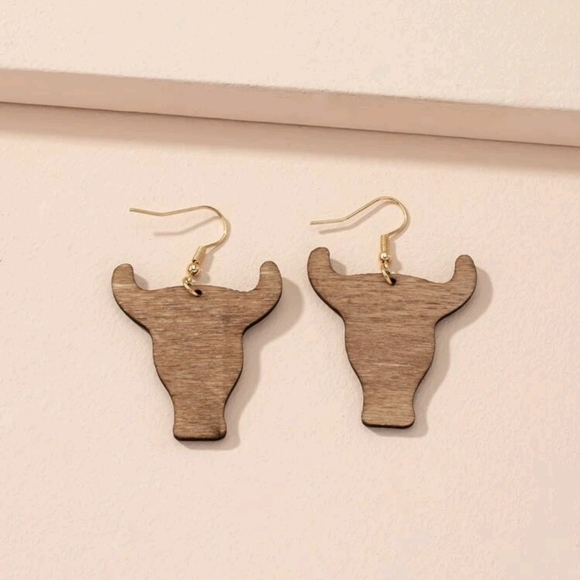 Leopard Print Animal Head Charm Wood Dangle Drop Earrings - Picture 4 of 4